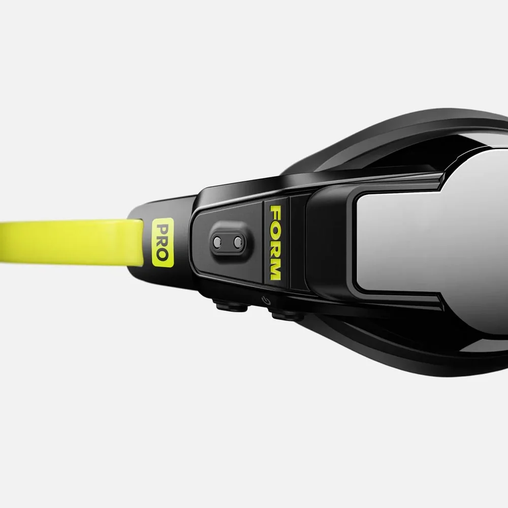 FORM Smart Swim 2 PRO - Manufacturer product imagery; shown for product identification.